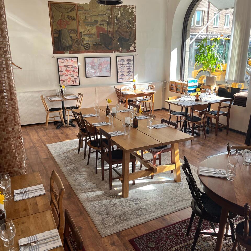 Le Cardinal / Restaurangen