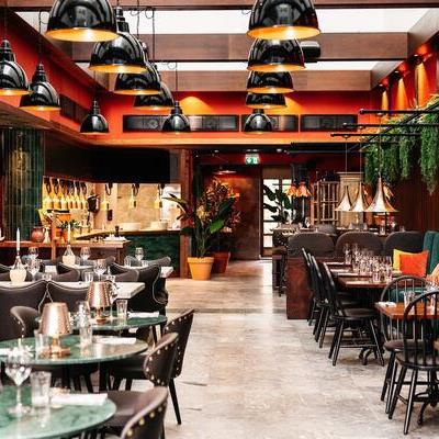 Trattoria Nonna Sophia I Banca-kabinetti